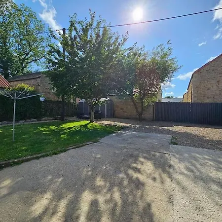 Ravensworth Cottage
